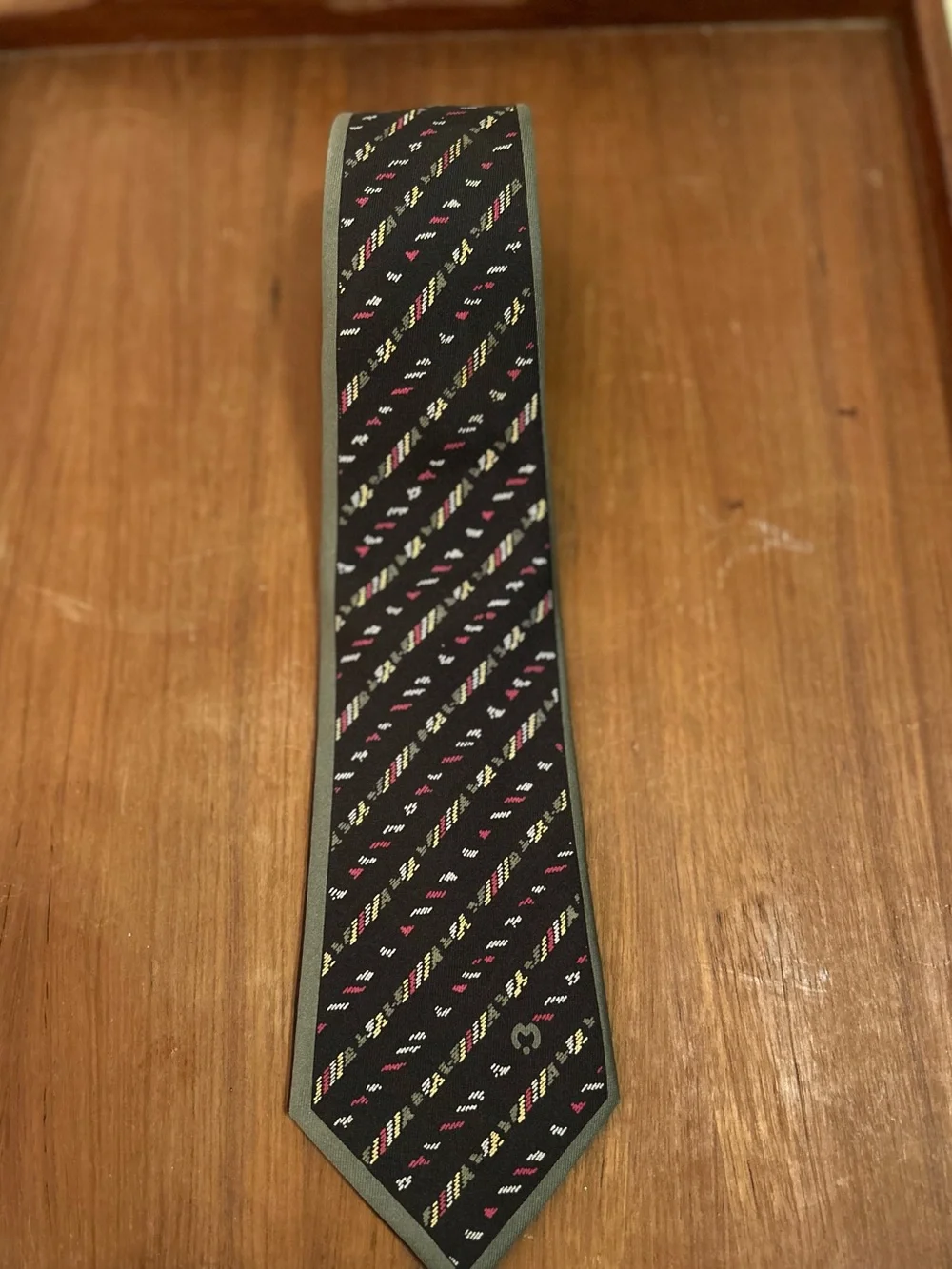 Classic & Retro Mila Schon 100% Silk Italian Designer Geometric Tie